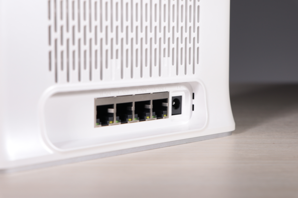 X Pro Router + Data Plan Bundle - Image 2